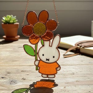 Adorable Bunny Flower Resin Suncatcher, Bunny Suncatcher For Windows, Children's Room Decor, Unique Home Gift